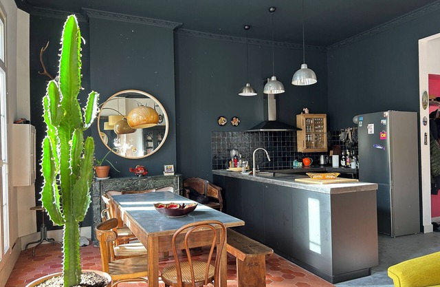 Appartement de Style Rénové, en Plein Coeur de Sète ! Le Canal Royal est à 100