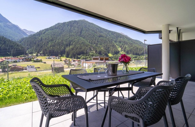 Appartment with terrace near St. Anton am Arlberg