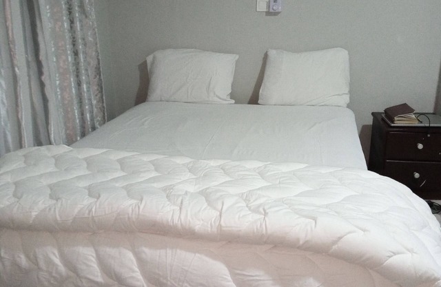 Apple House, Exquisite but affordable rooms for your vacation relaxation.