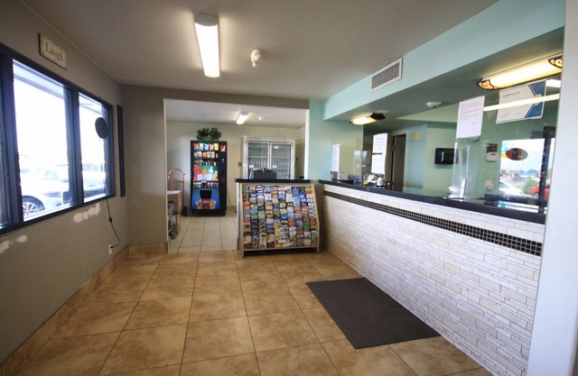Apple Inn and Suites