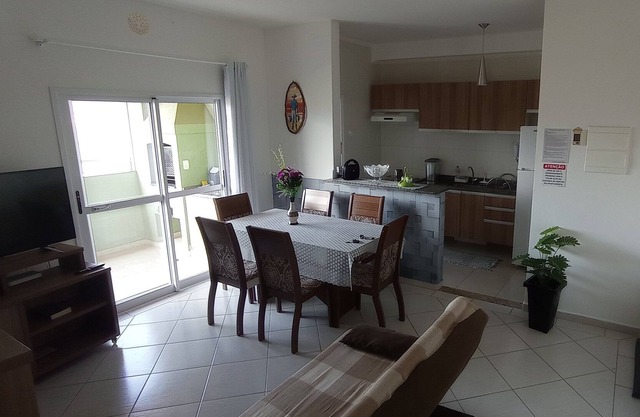 Apt Ubatuba AR 2space 2bedroom 6hosp WI-FI close to the Aquarium