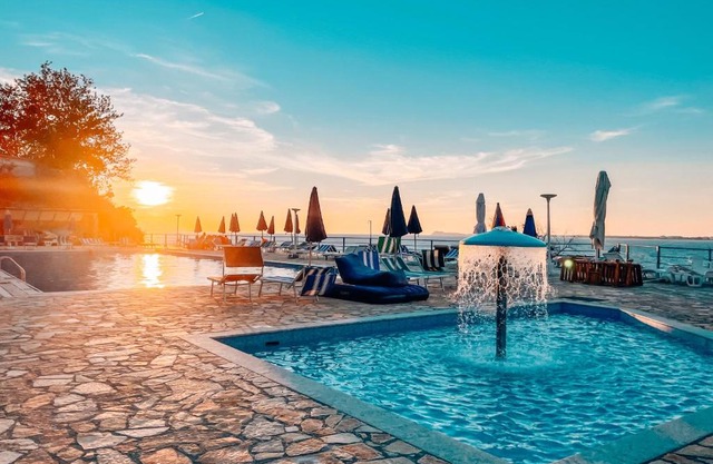 Aqua Holiday Apartments