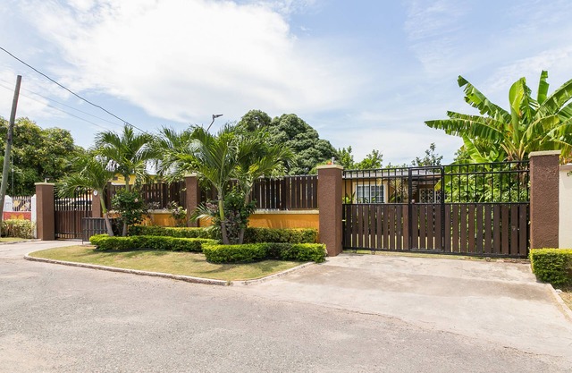 AquaHaven Retreat in Kingston