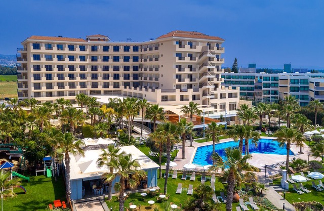 Aquamare Beach Hotel & Spa