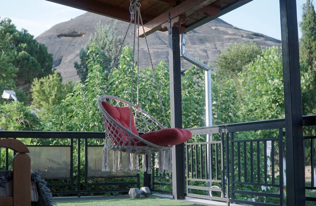 Arados Family Residence
