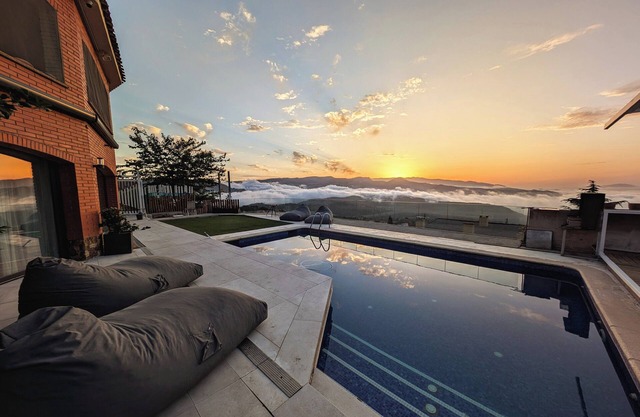 AranEtxea. An apartment with spectacular views.