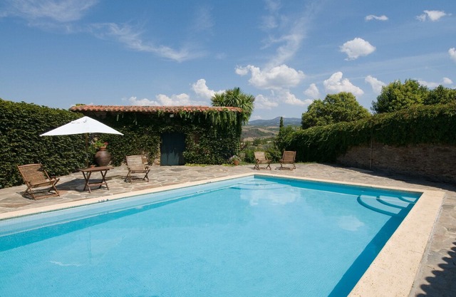 ARCAS MANOR HOUSE: 1 Bedroom Apartments (AP4)