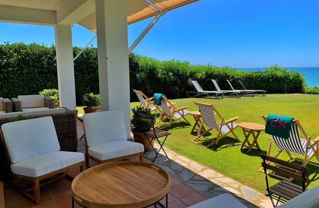 Arena, where the garden meets the dunes.