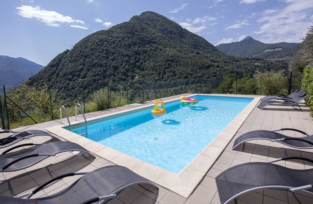 Argegno Belvedere apt. 1, Argegno, Italy