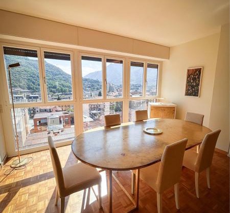 Art & Lake Apartment