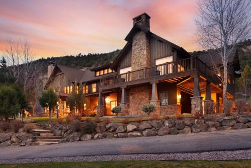 Artful Mountain Estate near Aspen and Snowmass
