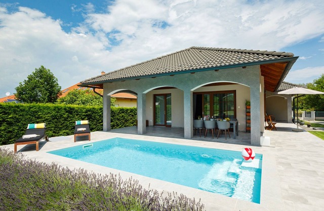 Aschbacher by Interhome
