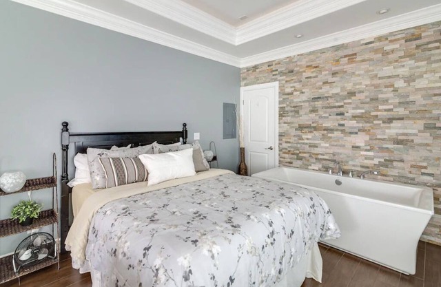 Aspenwood Manor- Relaxing NEW Getaway Suite! (Wasatch Skyline)
