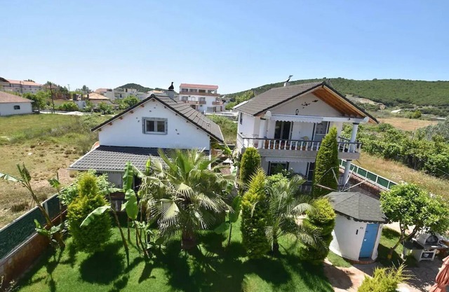 Aspri Villa Apartment 1, 300 m to the beach