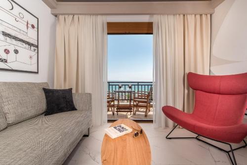 Assano Seafront Luxury