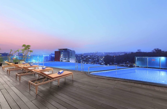 Aston Inn Pandanaran - Semarang