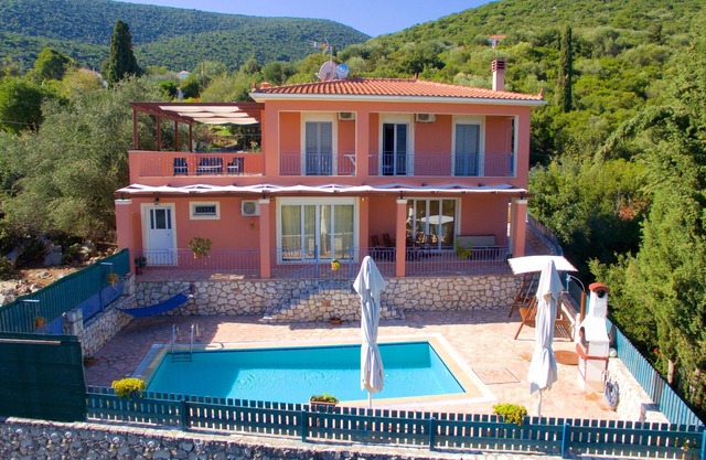 ASTONISHING SEA VIEW VILLA MARILENA
