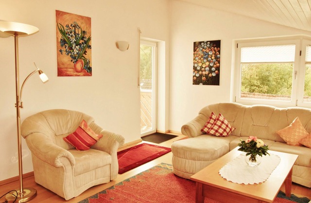 'At the gate of the Black Forest' attractive 4 star apartment in the Vineyard