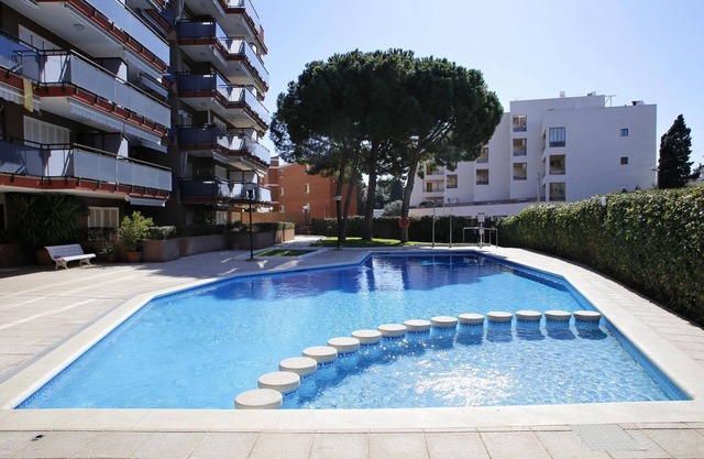 AT253 PROTOMAR: Apartment a few minutes from the beach and with pool