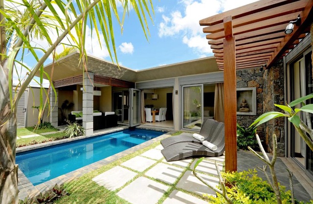 Athena Villas 