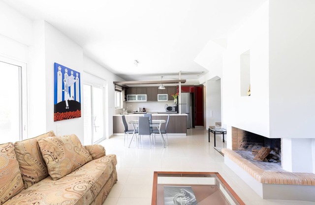 Athenian Riviera Maisonette, Varkiza,7' walk from Beach Park, Athenian Riviera Maisonette, Varkiza,7