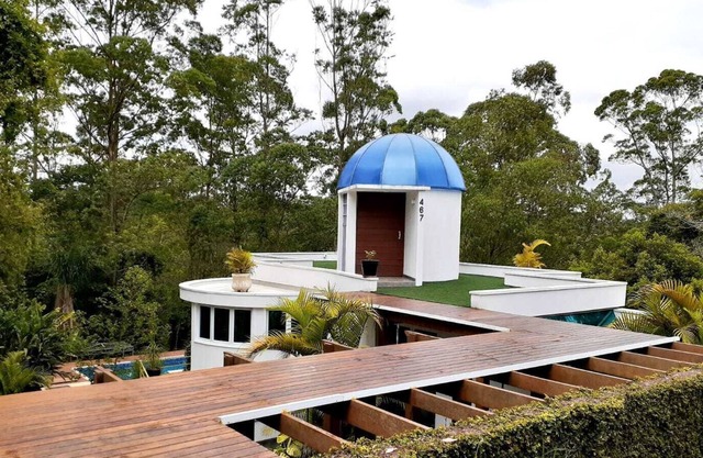 Atlantic Forest preserved. Mediterranean style house.