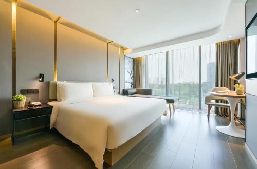 Atour Hotel Beijing Lize Financial Business District