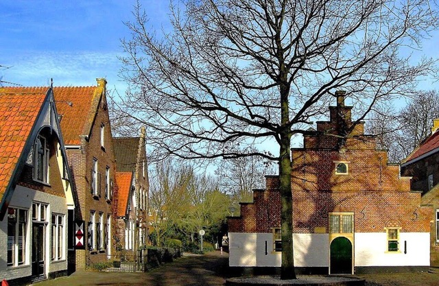 Attractive holiday in beautiful polders of Bergen, private garden, free WiFi