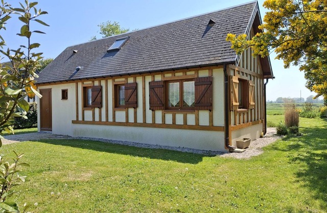 Authentic chalet near the beach for 6 persons