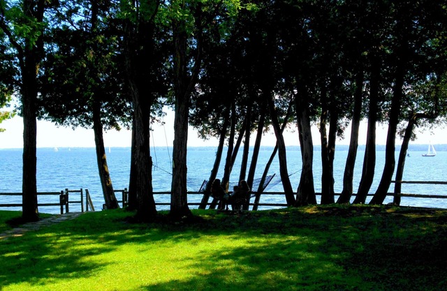 Authentic Adirondack Waterfront Cabin — Lake Champlain - NY - VT