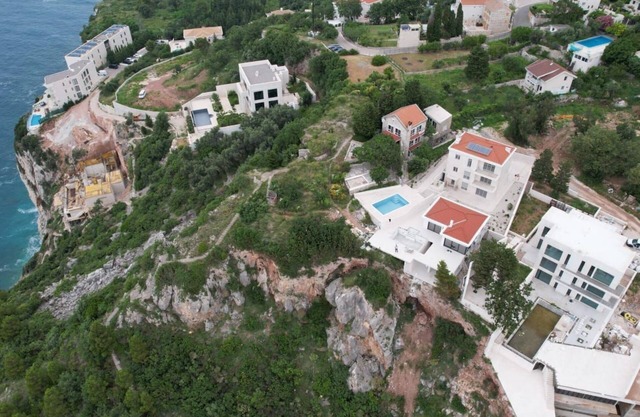 Authentic cliff villa, with pool, private staircase to hidden beach -Budva