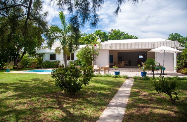 Authentic Mauritian Lifestyle Located on the beach