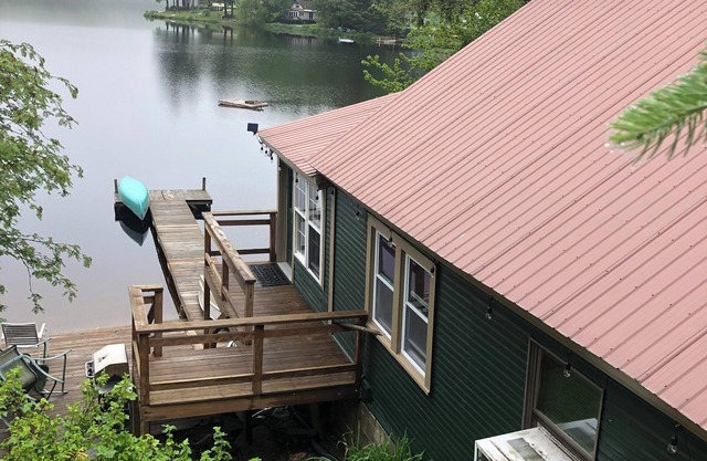 Ava’s Lakeside Cottage, Lakeside Cozy Cottage