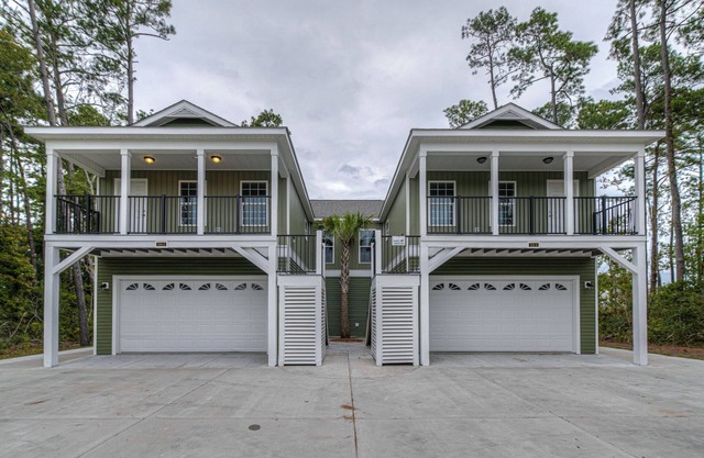Awesome- 3 Bedroom Duplex in Garden City with Private Pool & Game Room