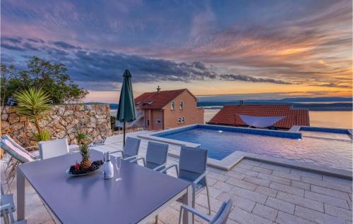 Awesome Apartment In Dramalj With Sauna