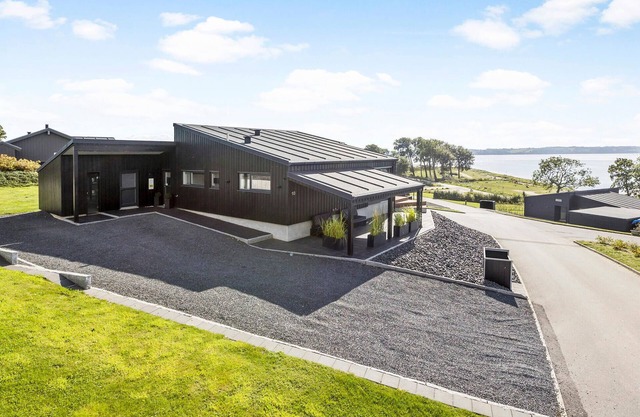 Awesome home in Aabenraa