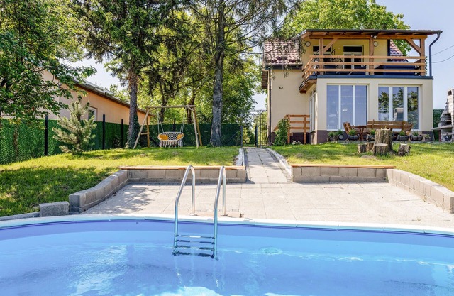 Awesome home in Aljmas