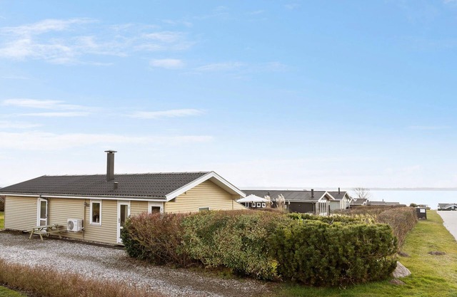 Awesome home in Ebberup with WiFi