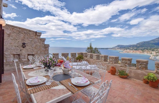 Awesome home in Grimaldi with 2 Bedrooms, Outdoor swimming pool and WiFi