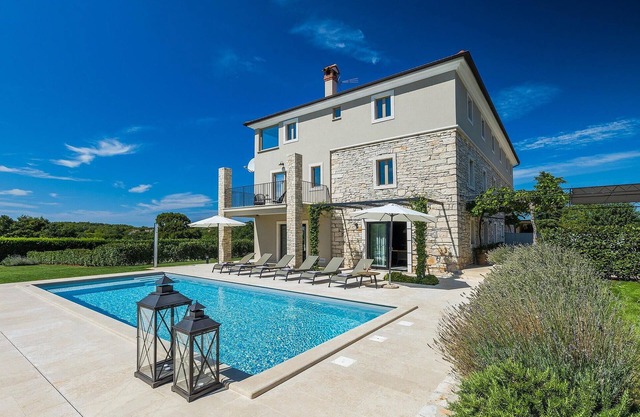 Awesome home in Kanfanar