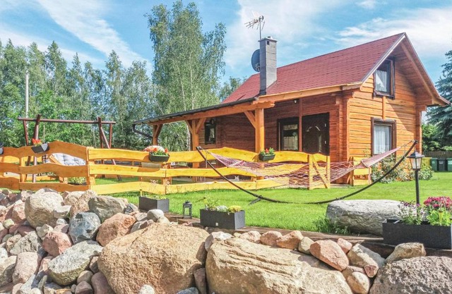 Awesome Home In Osiek With Kitchenette