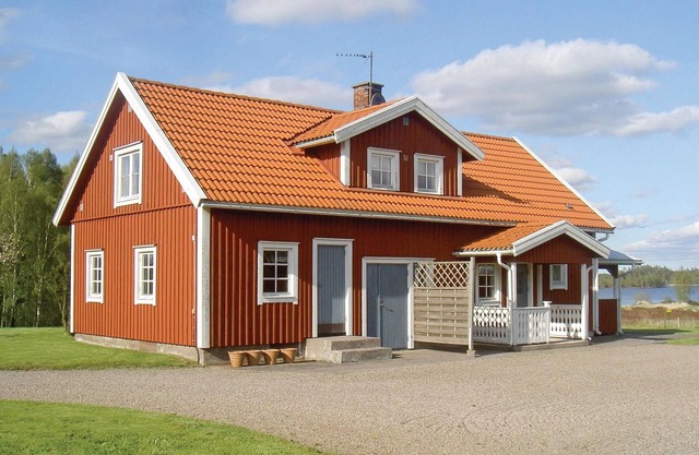 Awesome home in Vittaryd with kitchen
