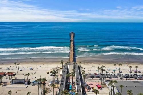 Awesome Oceanside 6BR - 15 Min To Beach