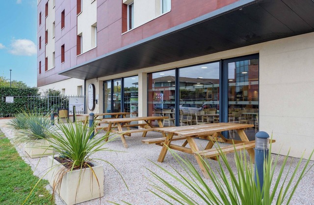 B&B HOTEL Toulouse Purpan Zénith