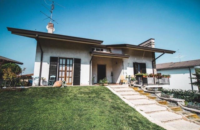 B&B Vicino Gardaland, Caneva, Movieland con Giardino!