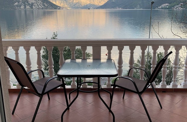 B unit, Heart of Kotor Bay, Stunning views, waterfront, free secured parking
