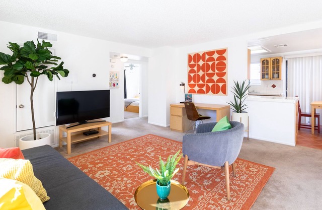B2-Special Desert Long Short Term 2BR Full Kitchen