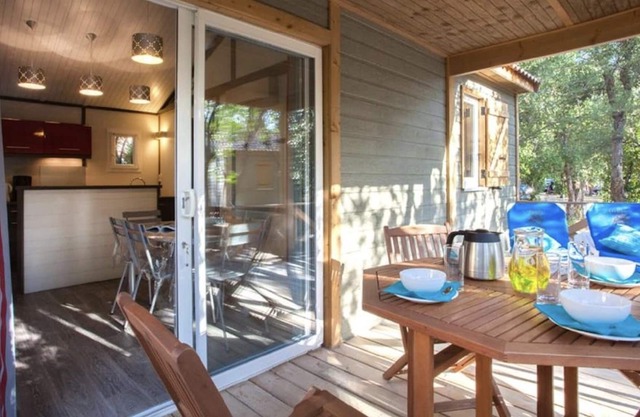 Bagheera Naturist Village, Prestige Chalet
