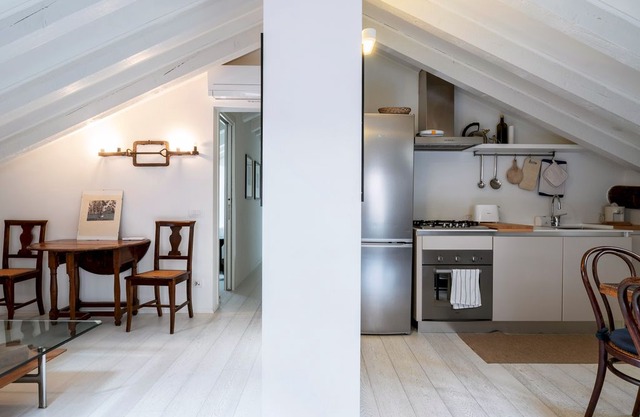 Baiamonti homey and stylish apartment Milan center