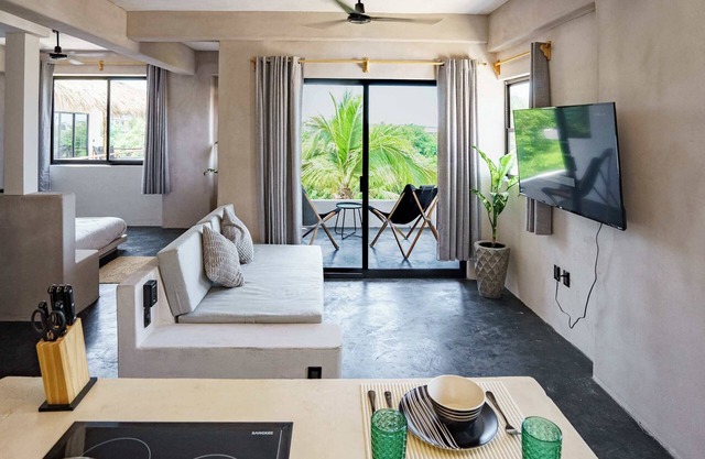 Balcony Unit | A/C | Daily Cleaning | Pool Access